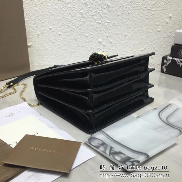 BVLGARI寶格麗 專櫃新款 蛇頭扣環 漆皮手提肩背斜挎包 可拆卸肩帶 38329 FYD1393